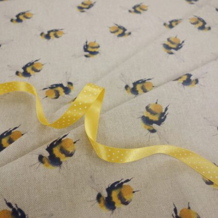 Linen look bumblebees
