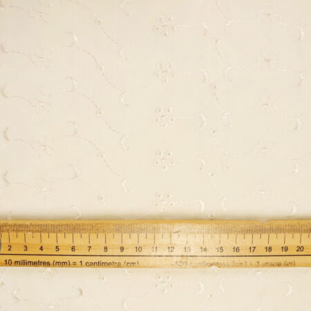 Broderie Anglaise Polycotton - Image 7