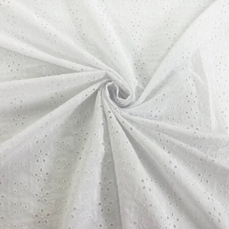 Scallop Edge Embroidery Anglaise - Image 8