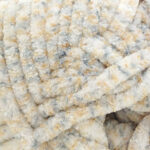 Flutterby Huggable Super Chunky 250g