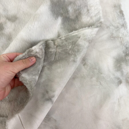 Clouded Grey Seal Fur - Image 3