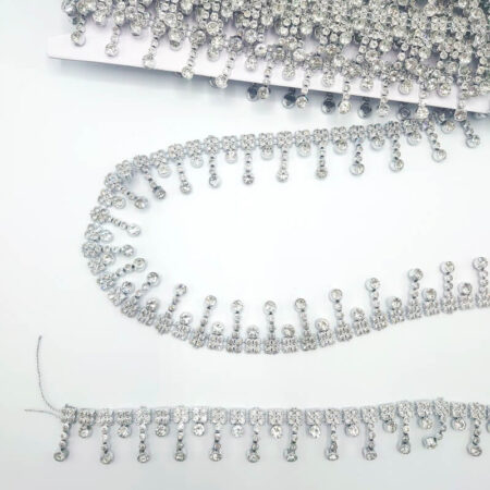 Diamanté Rhinestone Sew on Trim Braid - Image 3