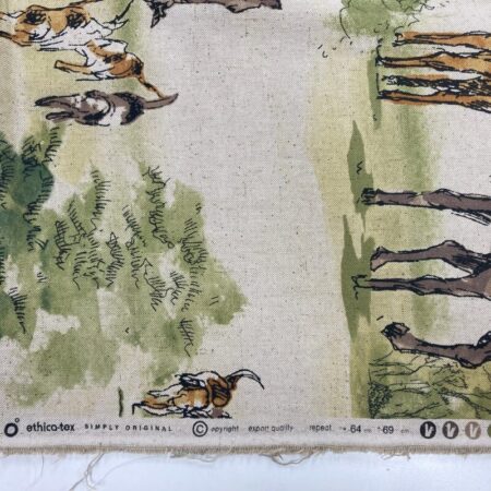 Hunting Scene on Natural Linen Look - Image 4