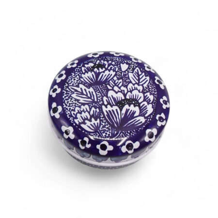 Claire Winteringham Round Tins - Image 4