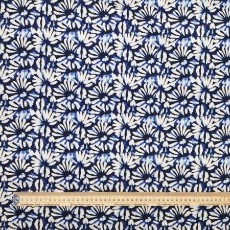 Navy Daisies Viscose Linen - Image 5