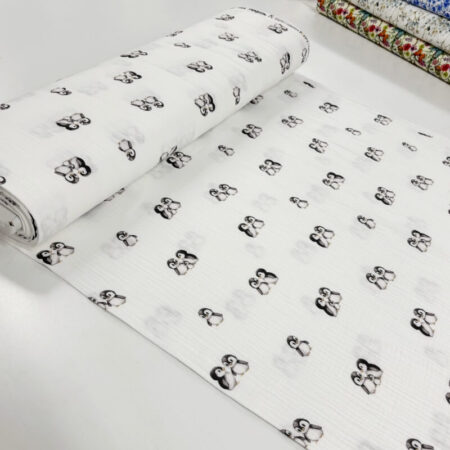 Penguin Family Double Gauze - Image 3