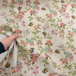 Botanical Bee Linen Look