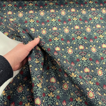 William Morris Persian Rouge Polycotton