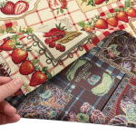 Strawberry Jam Gingham Heavy Tapestry