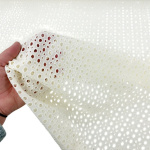 Cream Circles Embroidery Anglais